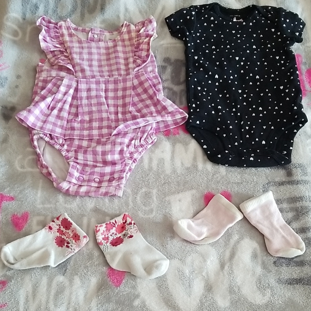 ❣5 for $25 Sale❣ Two 3M Bodysuits - Gingham Ruffle And 🖤Black Heart 🖤